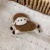 Broche fofo de ovelhinha 3D de pelúcia, um alfinete de animal doce e adorável para meninas, perfeito para bolsas, como um broche de amizade ou como um acessório decorativo para mulheres