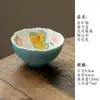 Tazas de té de cerámica pintadas a mano con esmalte debajo, con diseños de mariposas y cielo azul claro, un par de tazas incluyendo una taza maestra, para uso doméstico como juego de té para disfrutar del té
