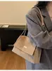 Bolsa Grande Transfronteriza para Mujer Moda Nueva Otoño e Invierno 2026 Bolso de Mujer Bolso de Hombro con Cadena Texturizada Bolso Tote Cruzado