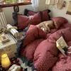 Juego de Cuatro Piezas de Sábanas Ajustables y Fundas de Edredón con Estampado Retro Estilo Bosque y Encaje Floral Pequeño, Comercio al por Mayor de Ropa de Cama Retro