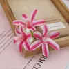 Z Flores Artificiales de Lirio Pegadas DIY Pasador Tocado para el Cabello Materiales Set de Regalo Ramillete Flor de Muñeca Decoración de Boda Flores Falsas