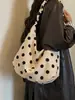 Bolsa Tote Elegante 2026 Novo Estilo Coreano Casual com Bolinhas, Bolsa de Ombro de Grande Capacidade, Estilosa para o Trabalho e Tendência Artística
