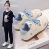 Sapatos Brancos para Bebês Meninas Primavera/Verão 2026, Sapatos Finos Alemães de Treino e Caminhada, Sapatos Casuais Respiráveis, Mocassins Infantis