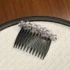 Pente de Cabelo de Cristal Retro de Luxo Leve, Estilo Coreano, Pente Elegante e de Alta Qualidade, Acessório de Cabelo para Controlar Fios Soltos e Reduzir a Aparência de Idade, Atacado