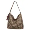 Bolso versátil y práctico de gran capacidad para la axila, nuevo estilo 2026, bolso de hombro moderno y de moda, bolso tote retro para mujer