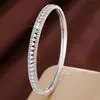 Pulseira Nova Estilo Luxo Leve Gota D'água Vazada, Fashion com Zircônia Sintética Incrustada, Pulseira de Cobre Galvanizado, Exclusivamente para Vendas Transfronteiriças, Direto do Fabricante