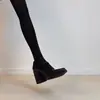 Zapatos Mary Jane de Cuero Retro con Tacón Grueso y Punta Fina Estilo Francés para Mujer, Modelo Nuevo Primavera 2026 con Correa Única, Adecuados para Combinar con Vestidos