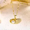 Cor Desbotada Zircônia Incrustada Design de Nicho Corrente de Clavícula Colar de Concha Cobre Micro-incrustado Zircônia Aço de Titânio