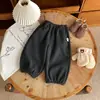 [En Stock] Pantalones de Forro Polar para Niños 2026 Otoño/Invierno Nuevos Pantalones Jogger con Forro de Polar a Cuadros Pequeños Negros y Grises para Niñas