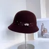 Sombrero de Pescador Elegante de Lana con Pedrería para Mujer Invierno Nuevo Casual Versátil Sombrero de Cubo Lujo Ligero Elegante Sombrero de Cubo Moderno
