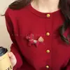 "El Éxito Está al Alcance de tu Mano" Broche de Caballo Rojo de Buena Suerte para Mujer, Pin Decorativo de Muñeca Linda para el Pecho, Accesorio para el Año de Nacimiento
