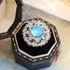 Jianjie Lujo Gama Alta Color Zafiro Conjunto Tesoro Pendientes Collar Anillo Cuadrado Circonita Accesorios de Joyería de Gama Alta
