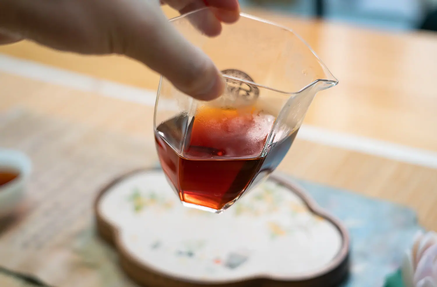 冰岛地界熟茶小圆饼 (26).jpg