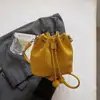 2026 Bolso de Cubo con Cordón Estilo Coreano Nuevo para Mujer, Bolso Cruzado de Diseño Único con Colgante Lindo, Bolso de Hombro Versátil
