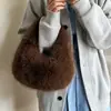Bolso de Felpa de Terciopelo de Alta Gama para Mujer 2026 Nuevo Moda Otoño/Invierno Bolso de Mano Casual Bolso Tote Peludo Bolso Dumpling