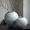 Jarra rústica de cerámica con esmalte moteado azul y blanco minimalista, adorno de escritorio estilo chino, jarrón de decoración para el hogar elegante y fresco