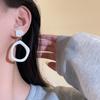 Plato de Incienso para Mosquitos Clip para la Oreja Sin Agujeros en la Oreja Sentido Avanzado Temperamento Simple Aretes de Joker Moda de Lujo Ligero Aretes Indoloros al Mayoreo