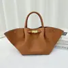 Bolsa de Mão de Couro Genuíno com Design de Asa para Mulheres, Atacado da Fábrica de Guangzhou, Bolsa Grande para o Dia a Dia para Mulheres, Em Estoque