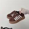 Gu Yun2026 Outono Novo Estilo Universitário Sapatos de Treino Alemães Femininos Sola Grossa Cadarço Tênis Esportivos Moda Casual Tênis de Skate Feminino
