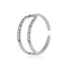 Accesorios coreanos sencillos de acero de titanio diseño para mujer sentido de alta gama mitad cadena hueco rectangular anillo de acero inoxidable venta al por mayor