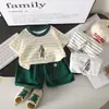 Camiseta de verano para niños de 0 a 5 años conjunto de manga corta para bebé niños y niñas moderno venta al por mayor de manga media a la moda