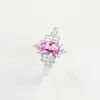 Anel de Safira Rosa Azul Padparadscha em Prata Esterlina S925 Camadas Pedra Lateral Incrustada Leve Luxo Temperamento Anel Feminino Fábrica de Origem