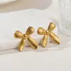 Pendientes de Acero Inoxidable con Forma de Lazo Transfronterizos Europeos y Americanos, Pendientes Versátiles de Acero de Titanio Dorados en 18K para Mujer, Pendientes de Corazón de Gama Alta