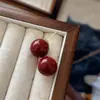 Pendientes Grandes de Perlas de Colores Estilo Nuevo, Nobles y Elegantes, Modernos y Exquisitos, Pendientes Versátiles con un Toque de Lujo Ligero y Sensación de Alta Gama, Venta al por Mayor