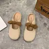 Mules cerrados de tacón plano para mujer, nuevo estilo primavera-verano, adecuados para mujeres embarazadas, zapatos fáciles de poner, sandalias de noche suaves