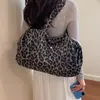 Bolsa Tote de Leopardo Grande Capacidade Transfronteiriça para Mulheres 2026 Novo Estilo de Verão Maillard Leve Versátil Bolsa de Ombro