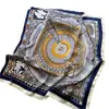 Nuevo Estilo Estilo Extranjero Bufanda de Seda Celebridad de Internet Bufanda para Transmisión en Vivo Bufanda Cuadrada de Seda Artificial 70cm Estampada Retro Bufanda Europea y Americana Protector Solar para Mujer