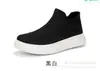 Zapatos casuales de malla de plataforma nueva de primavera para hombre y mujer, mocasines slip-on de corte bajo, tenis para pareja