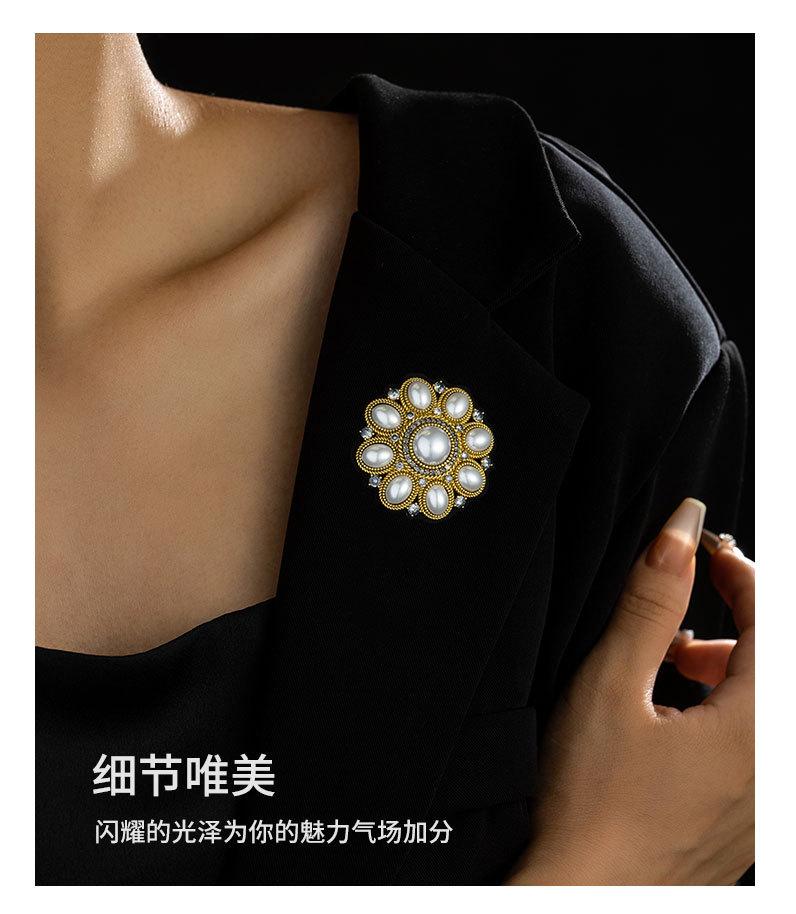 时尚中古风系列优雅胸针小众设计高级感几何形胸花新品