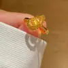 Anel Dourado Brilhante com Design Vazado de Cabaça, Novo Anel Vintage de Nicho de Alta Qualidade para o Dedo Indicador, Novo Anel Personalizado Estilo Chinês