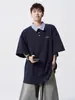 Camiseta Polo Americana de Manga Corta para Hombre 2025 Verano Estilo Universitario Costura Lasel Manga Media Holgada Casual Superior para Pareja