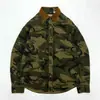 Jaqueta Casual Versátil para Exterior com Patchwork de Veludo Cotelê Camuflado Retro Americano, Lapela, Corte Solto para Casal