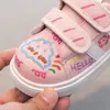 Tênis de Lona Desenho Animado Graffiti Infantil Primavera e Outono Novo Estilo Menina Velcro Solado Macio Criança Pequena Respirável Casual Sapatos Brancos