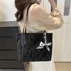 2024 Nueva Bolso de Hombro de Moda Bolso de Verano Distintivo de Moda Bolso Tote de Gran Capacidad Casual para Mujer Distintivo