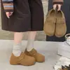 Zapatos de tacón de cuña versátiles de gamuza, estilo nuevo, corte profundo, hebilla de moda, zapatos estilo Birkenstock para mujer con aumento de altura interior, estilo retro, colección otoño 2026