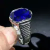Anillo de Acero de Titanio para Hombre Moderno Hip Hop Colorido Fundición Incrustado con Diamante Anillo Retro para Dedo Índice Anillo de Acero Inoxidable