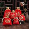 Punto rojo dorado bolsa de la suerte franela cordón de ajuste bolsillo con cordón festivo de Año Nuevo regalo empaque de joyería bolsa de dulces con palabra de la suerte