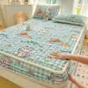 Nueva sábana acolchada de terciopelo de leche, protector de colchón, colcha cálida de otoño e invierno, cama antideslizante con forro polar para niños