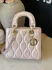 2025 Nuevo Color Sólido Estilo Coreano Retro Simple Nuevo Bordado Acolchado Casual Bolso de Hombro Cruzado Bolso Cuadrado Pequeño para Mujer
