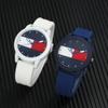 Nuevo color combinado banda de silicona gelatina reloj electrónico de cuarzo estudiante casual unisex reloj de cuarzo personalizado