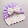 Produtos para Bebê 2026 Chapéu de Tricô Quente Europeu e Americano para Crianças Chapéu de Lã Estilo Outono e Inverno Floral para Bebê Chapéu de Bebê