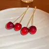 Aretes de Cereza de Resina con Circonita Fresca y Dulce de Aguja de Plata Aretes de Nicho de Alta Gama Modernos y Únicos Exquisitos Accesorios para Orejas para Mujeres