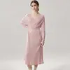 Nuevo vestido de otoño e invierno de cachemira para mujer, de cuello cruzado, acanalado, sin espalda, corte ajustado, extralargo, hasta la rodilla y con cintura entallada