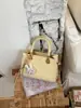 Bolsa de Palha Tecida para Mulheres 2026 Nova Coleção Primavera e Verão Moda de Nicho Bolsa de Ombro Único Transversal Bolsa Bonita da Moda para Meninas