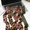 Pañuelo Pequeño de Seda Estampado de Leopardo para Mujer Primavera Otoño Verano Lazo para Bolso Cinta para Envolver Asa Cinta Estrecha para Muñeca Estilo Nuevo
