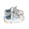 Tênis de Aparência Elegante Estilo Coreano com Sola Grossa para Mulheres, Novos Sapatos Brancos Versáteis Primavera 2026, Tênis Casuais Alemães de Treino para Estudantes